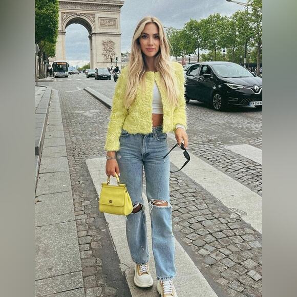 Zara JACKET WITH TEXTURED FLOWER DETAIL Size Extra Large XL - Picture 2 of 16